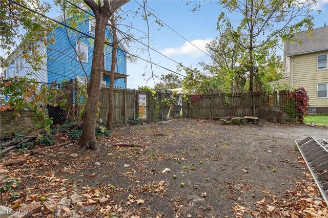 11510 Durant Avenue, Cleveland, OH 44108