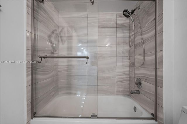 850 SW 138th Ave 111D, Pembroke Pines, FL 33027