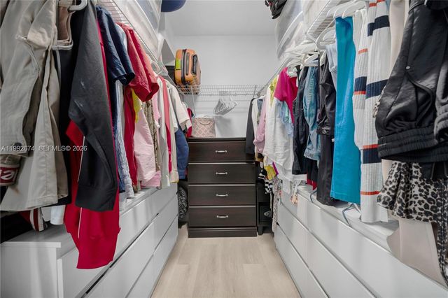 850 SW 138th Ave 111D, Pembroke Pines, FL 33027