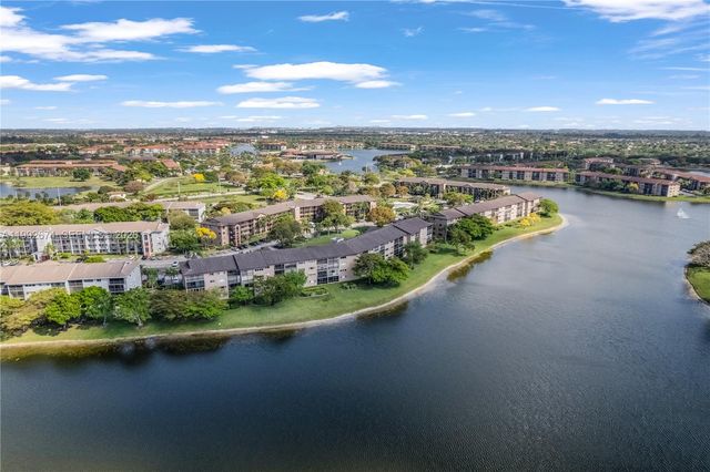 850 SW 138th Ave 111D, Pembroke Pines, FL 33027