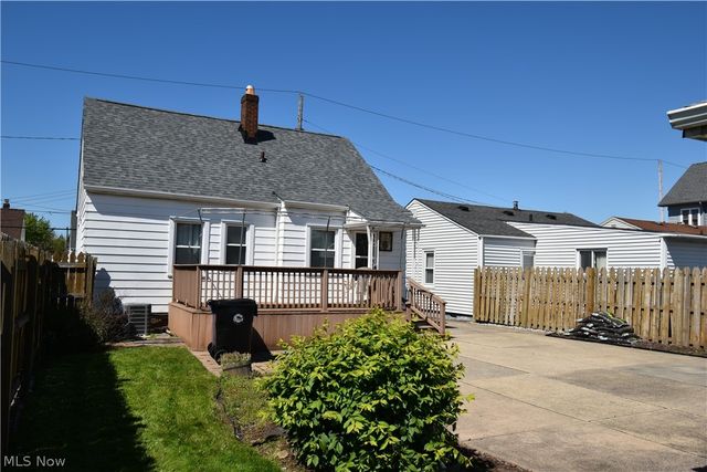 13129 Astor Avenue, Cleveland, OH 44135