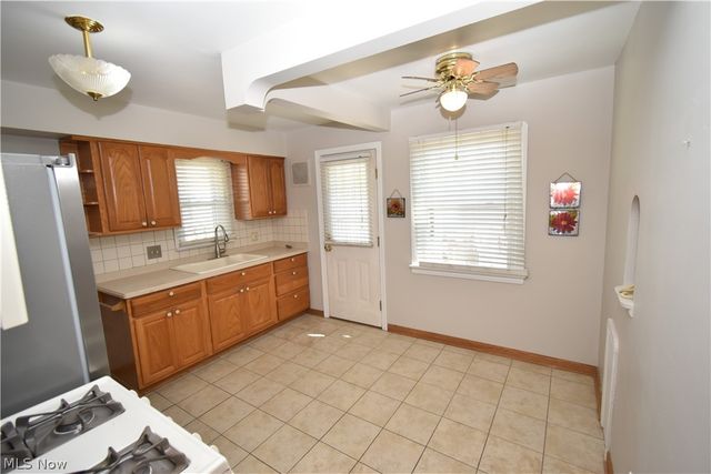 13129 Astor Avenue, Cleveland, OH 44135