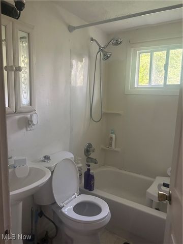 510 Day Street, Ravenna, OH 44266