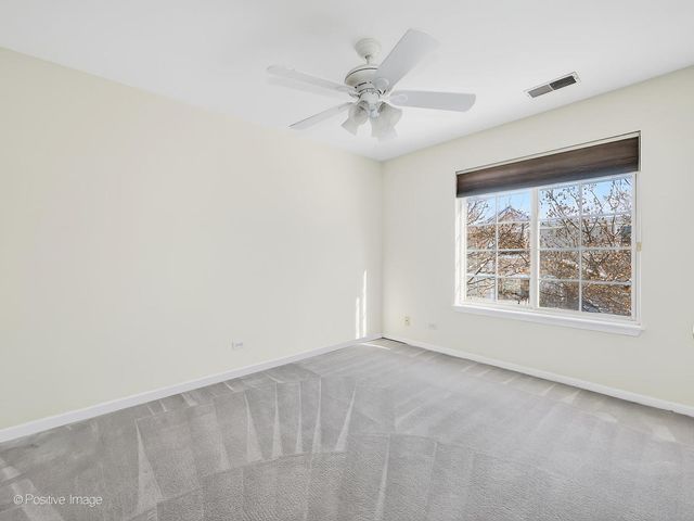 31104 Carpenter Court, Warrenville, IL 60555