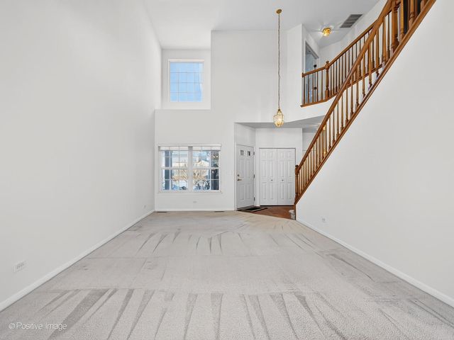 31104 Carpenter Court, Warrenville, IL 60555