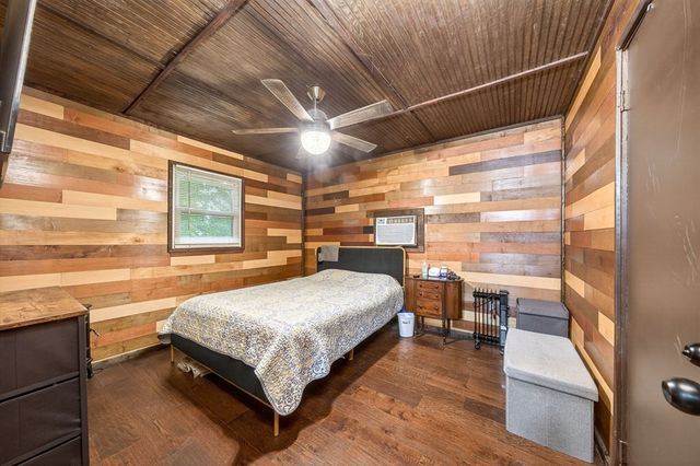 1976 Crossville Hwy, Sparta, TN 38583