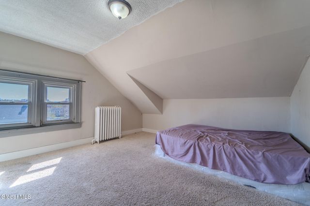 125 N Main Avenue, Albany, NY 12206