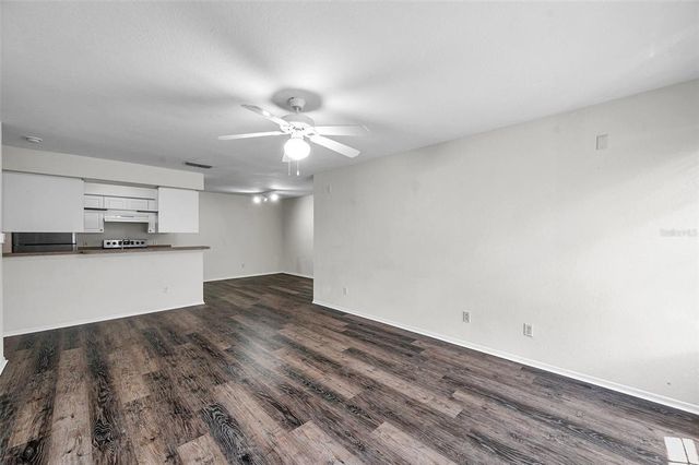 36243 LAKE CHASE BOULEVARD 102, Zephyrhills, FL 33541