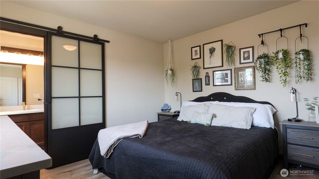 2620 Grand Avenue #D, Everett, WA 98201