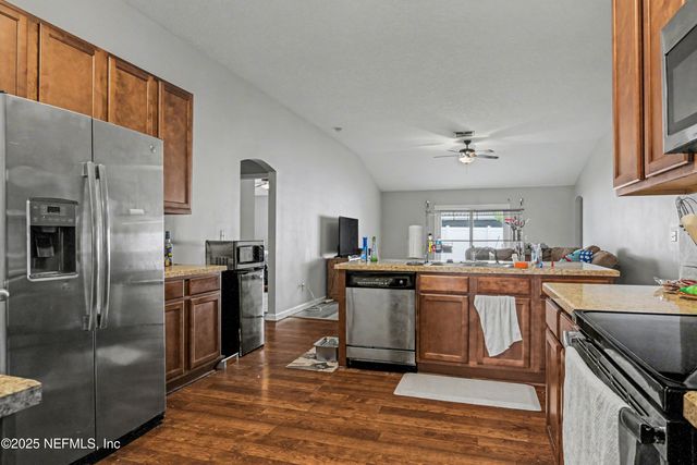 2039 PATRIOT WALK Drive, Jacksonville, FL 32221