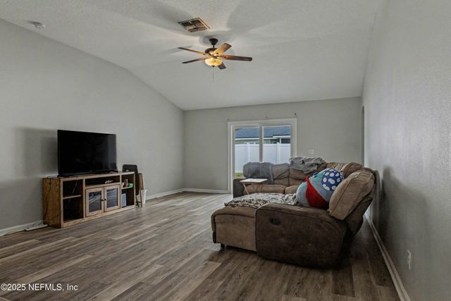 2039 PATRIOT WALK Drive, Jacksonville, FL 32221