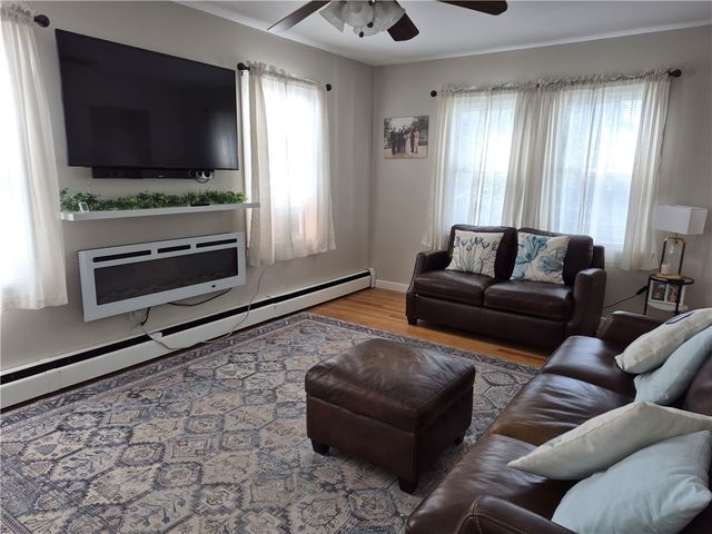 178 California Street, Fall River, MA 02723