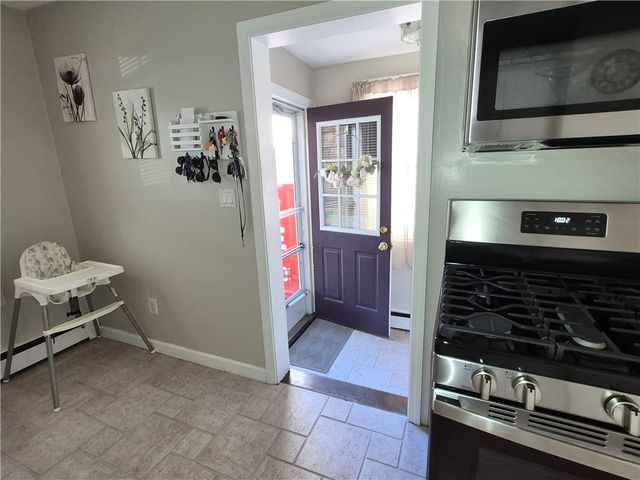 178 California Street, Fall River, MA 02723