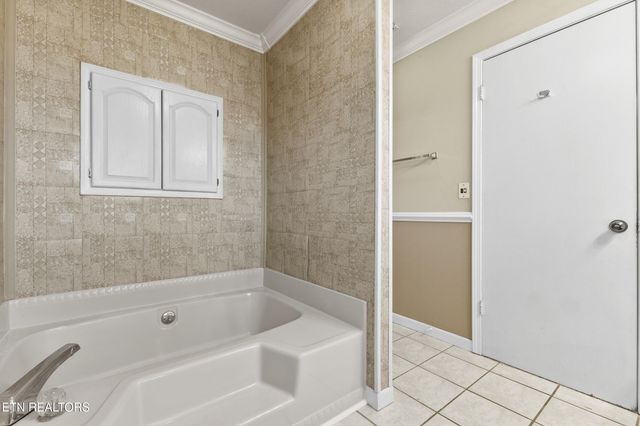 1037 Keith Lane, Morristown, TN 37813