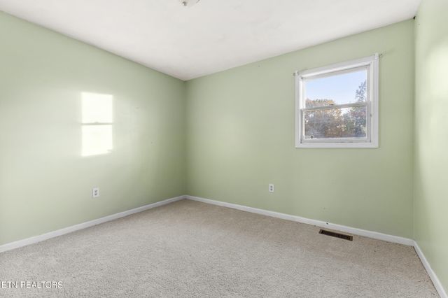 1037 Keith Lane, Morristown, TN 37813