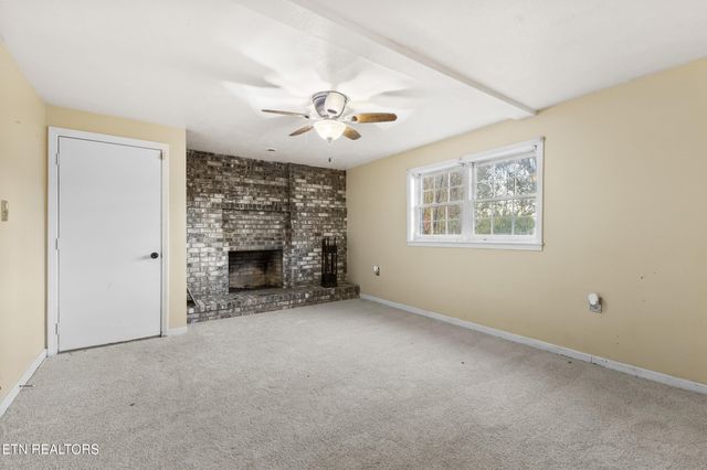 1037 Keith Lane, Morristown, TN 37813