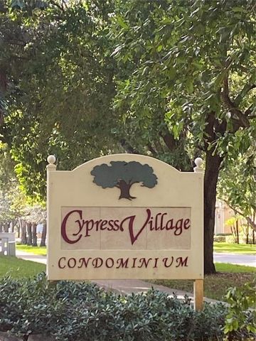 7200 Fairway Drive H 12, Miami Lakes, FL 33014