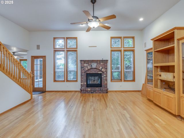 2868 Ne CHARLOIS Dr, Hillsboro, OR 97124