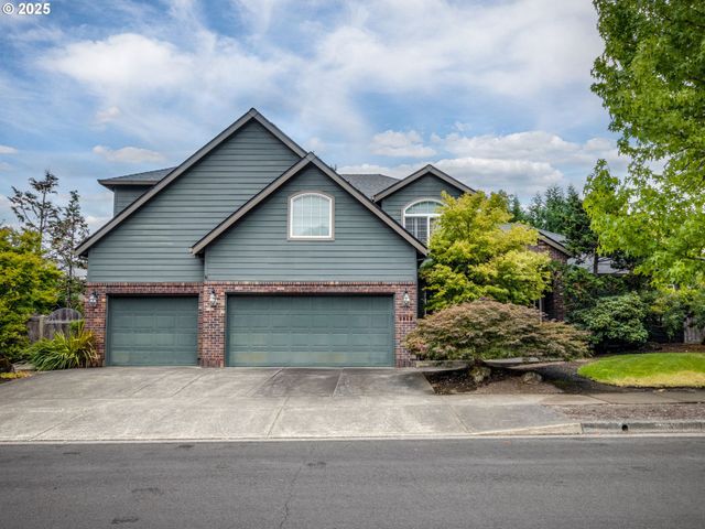 2868 Ne CHARLOIS Dr, Hillsboro, OR 97124