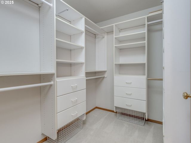 2868 Ne CHARLOIS Dr, Hillsboro, OR 97124