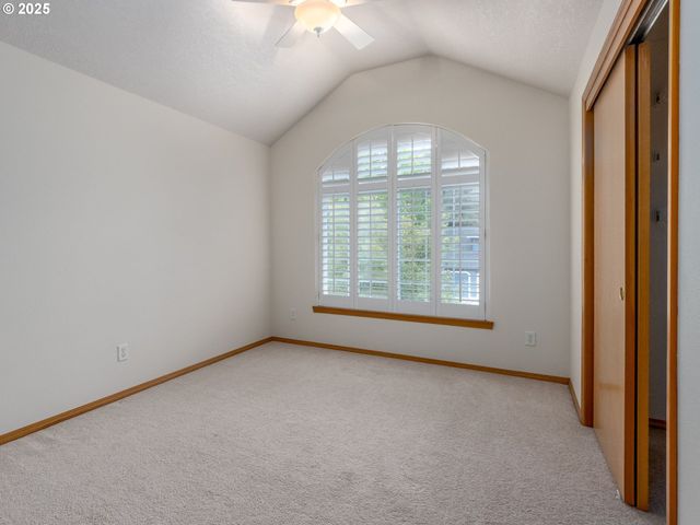 2868 Ne CHARLOIS Dr, Hillsboro, OR 97124