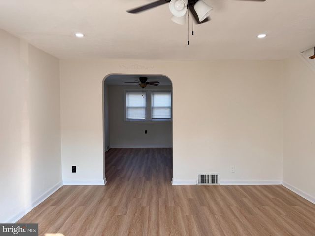 3810 PLUMSTEAD AVE, Drexel Hill, PA 19026