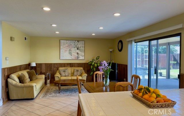 9545 Calle La Cuesta, Riverside, CA 92503