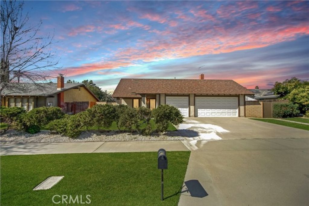 9545 Calle La Cuesta, Riverside, CA 92503