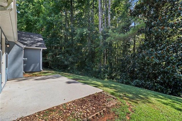 140 Cannon Drive, Fayetteville, GA 30214