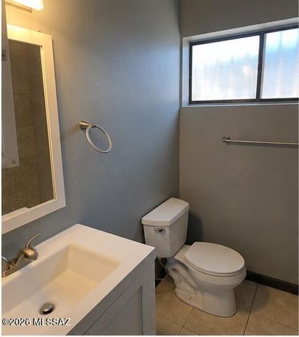 905 E Mesquite Drive, Tucson, AZ 85719
