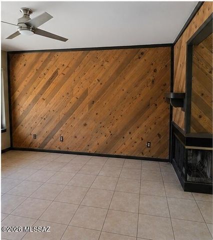 905 E Mesquite Drive, Tucson, AZ 85719