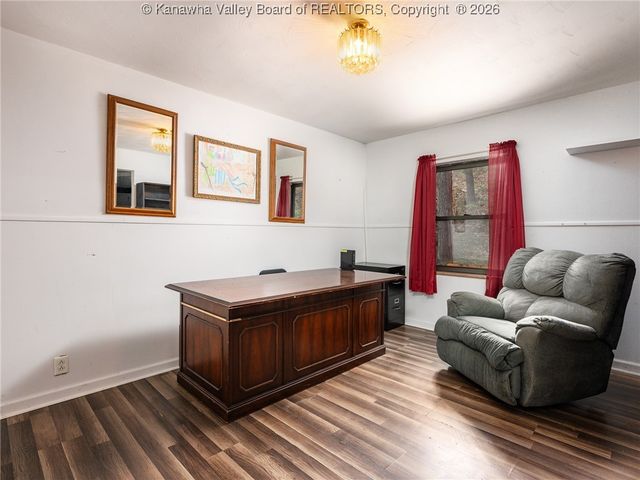 4790 Charleston Road, Poca, WV 25159