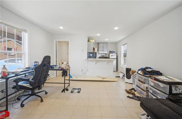 9635 10th Bay ST, Norfolk, VA 23518