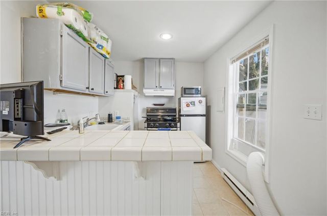 9635 10th Bay ST, Norfolk, VA 23518