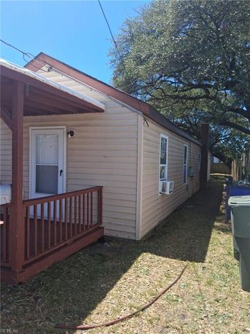 9635 10th Bay ST, Norfolk, VA 23518