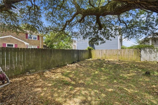 9635 10th Bay ST, Norfolk, VA 23518