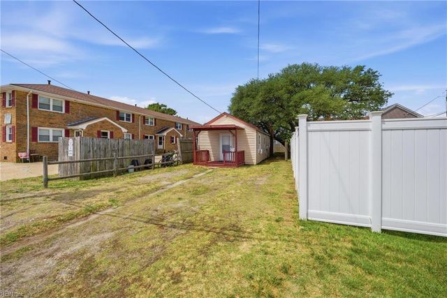 9635 10th Bay ST, Norfolk, VA 23518