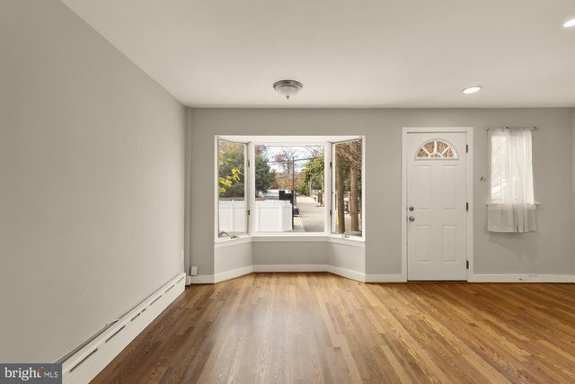 1710 37TH ST NW, Washington, DC 20007