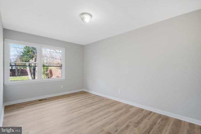 33 BLAIR RD, Fredericksburg, VA 22405