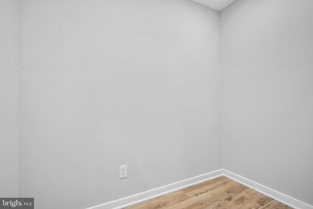 33 BLAIR RD, Fredericksburg, VA 22405