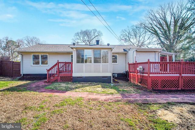 33 BLAIR RD, Fredericksburg, VA 22405