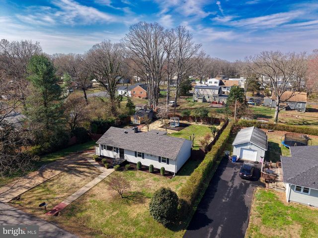 33 BLAIR RD, Fredericksburg, VA 22405