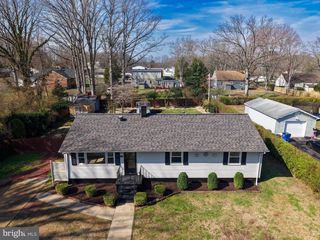 33 BLAIR RD, Fredericksburg, VA 22405