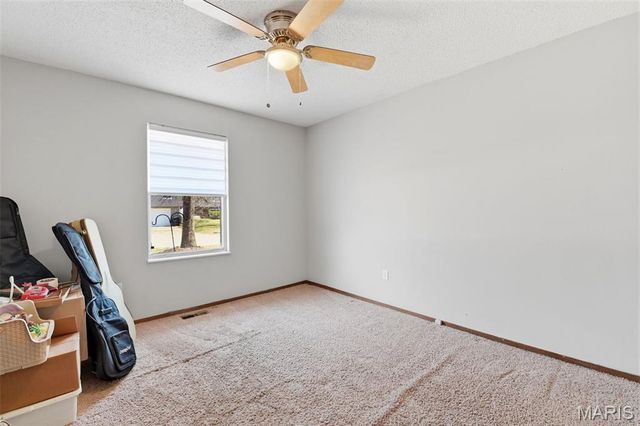 424 Morningside Drive, St Peters, MO 63376