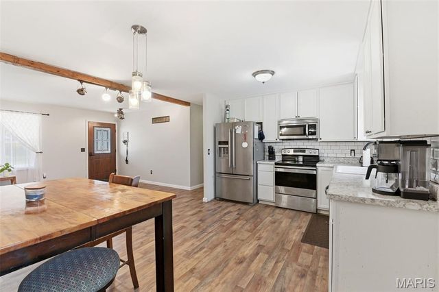 424 Morningside Drive, St Peters, MO 63376