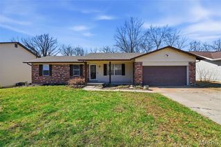 424 Morningside Drive, St Peters, MO 63376