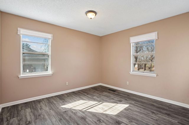 252 Mitchell Drive, Hollywood, AL 35752