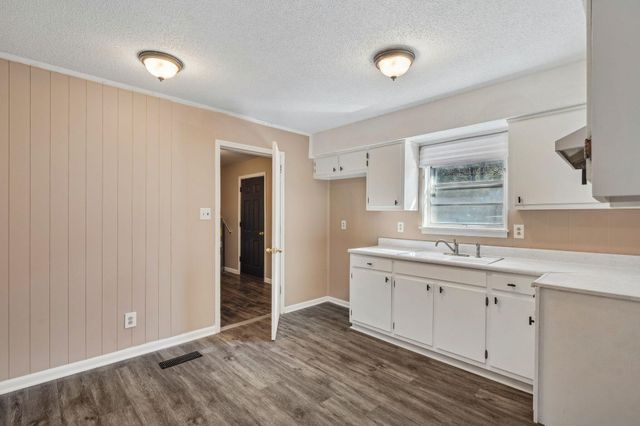 252 Mitchell Drive, Hollywood, AL 35752