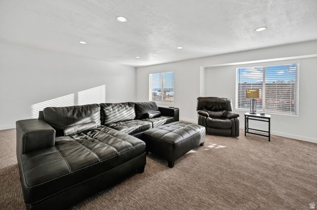 566 N RICHLAND ST, Garden City, UT 84028