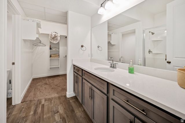 566 N RICHLAND ST, Garden City, UT 84028
